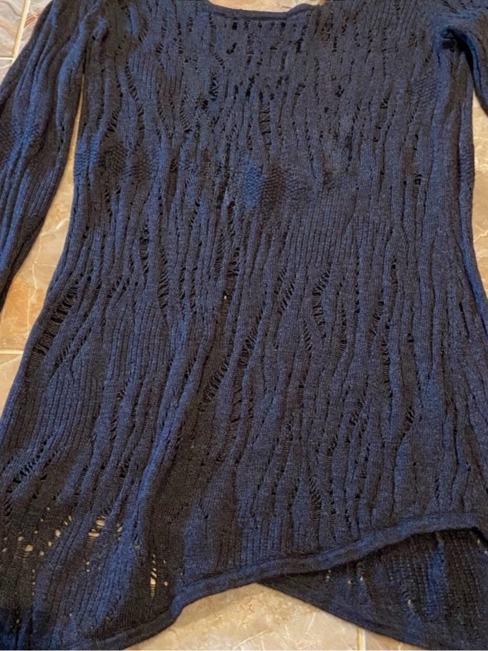 Express Lace Stitch Asymmetrical Hem Tunic Sweater - Picture 2 of 7